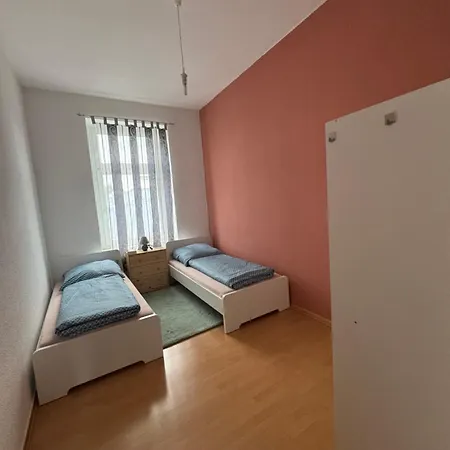 Downtown Monteurs Ferienunterkunft شقة *